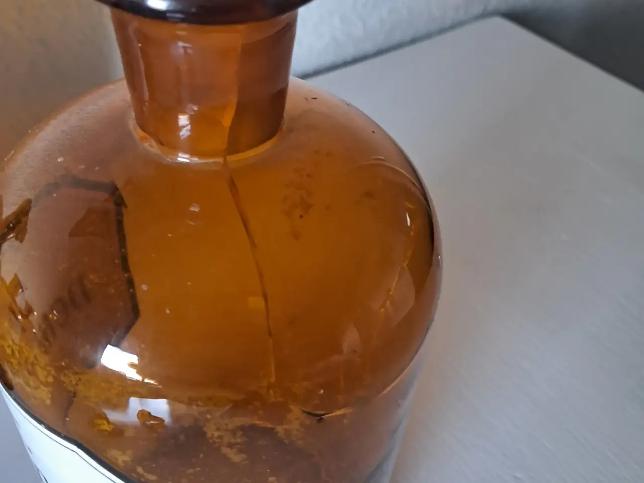 Billede 4 - 4 gamle apotekerflasker i brunt glas