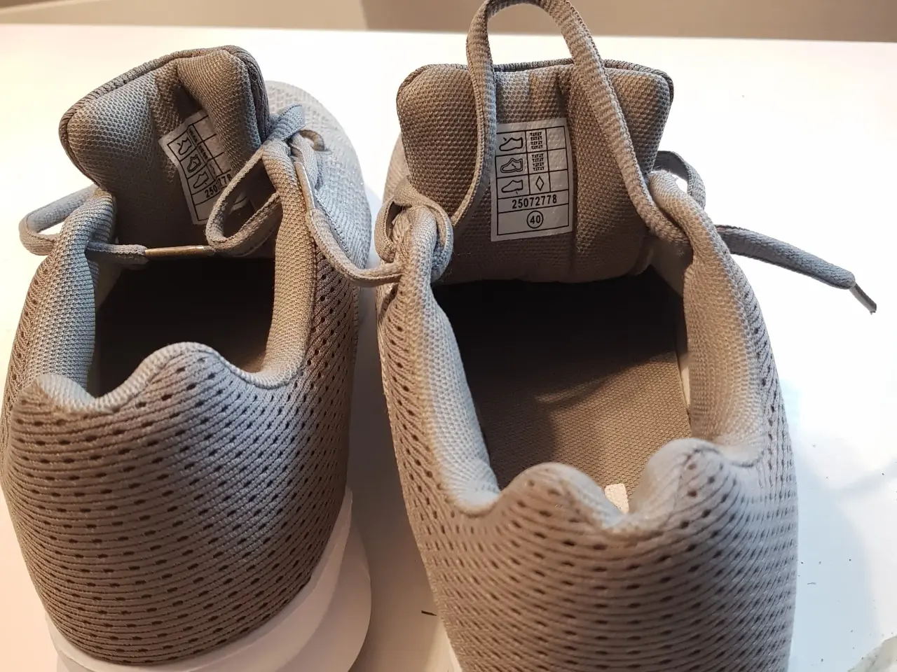 Billede 2 - Dame fritids sko 40