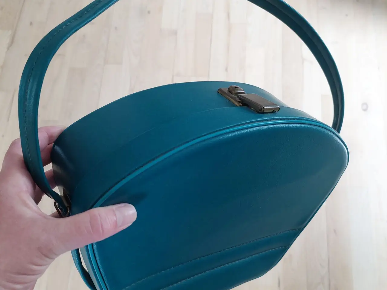 Billede 7 - Vintage Beautybox med funky detaljer – Harley Lime