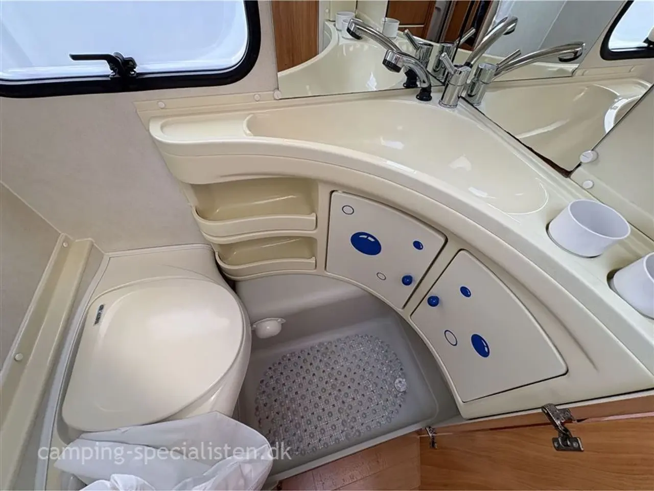 Billede 9 - 2008 - Adria Adora 472 LU   Adria Adora 472 LU 2008 - Se den nu hos Camping-Specialisten.dk