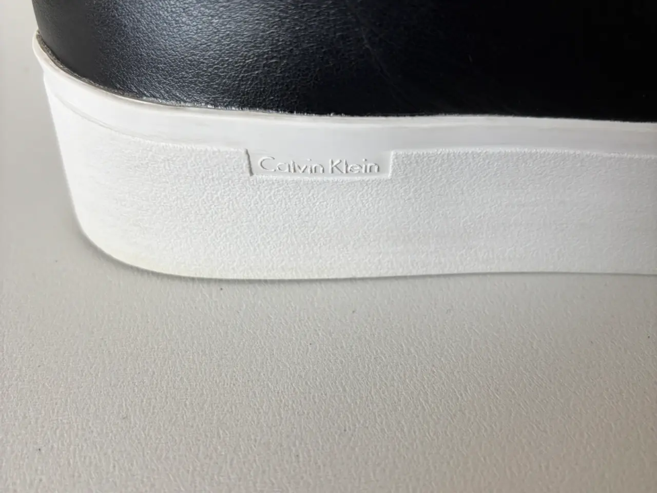 Billede 8 - Calvin Klein Flatform læder sneakers – Sort/Hvid –