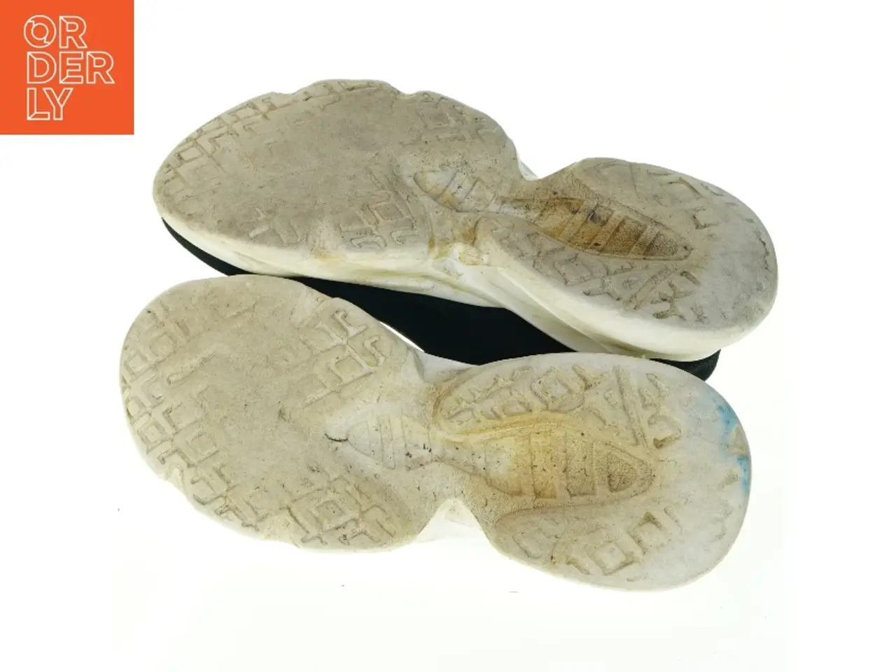 Billede 5 - Sorte sneakers (str. 39)