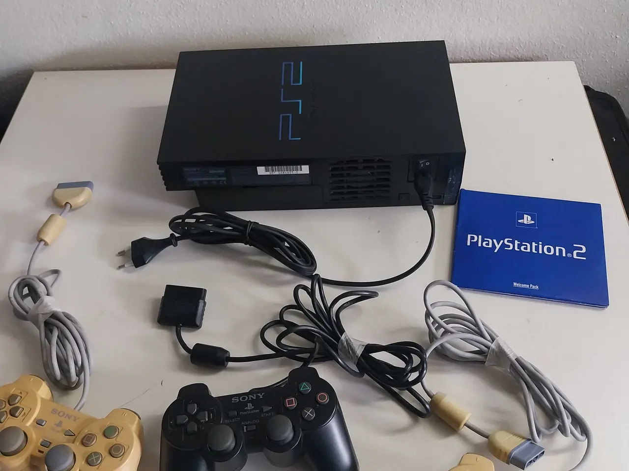 Billede 3 - Playstation 2 konsol og 3 controllere