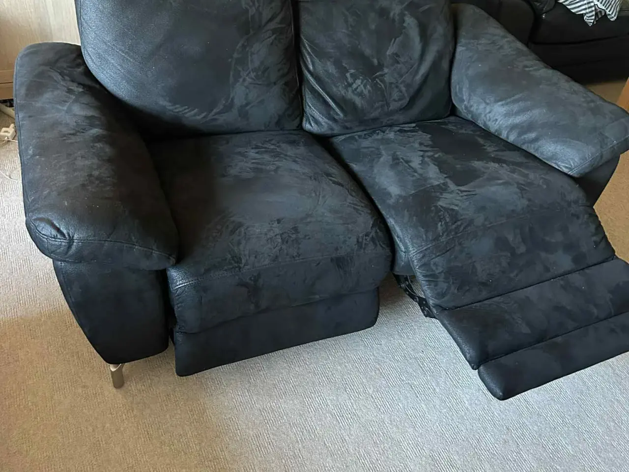 Billede 2 - Sofasæt i sort stof. Model Selesta / Bud modtages.