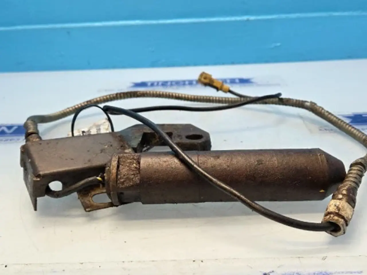 Billede 6 - Massey Ferguson 3060 Sensor Pin 3382356M2