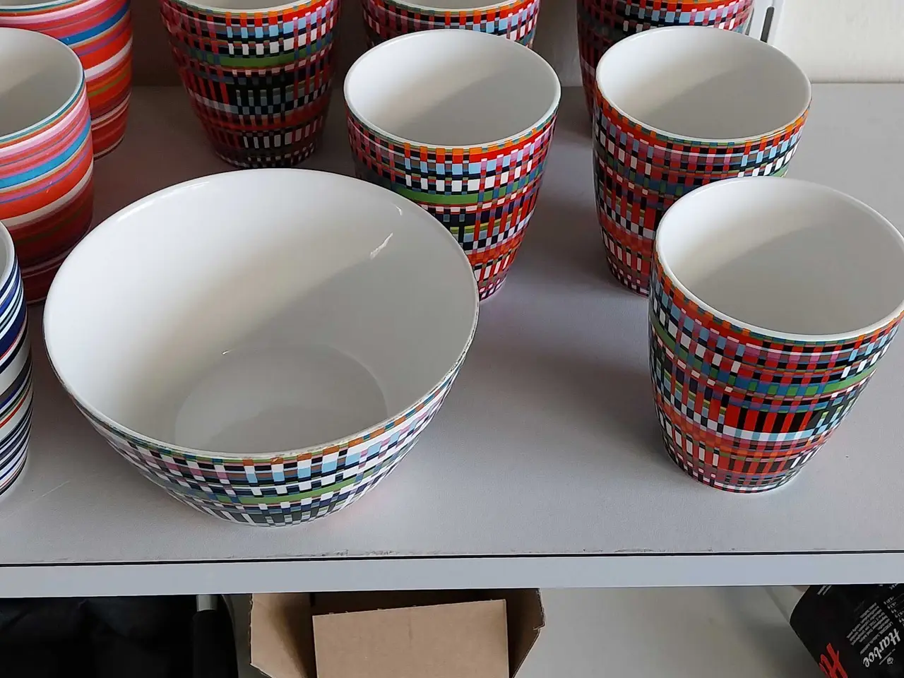 Billede 5 - Iittala krus og skål, samt Royal Copenhagen krus