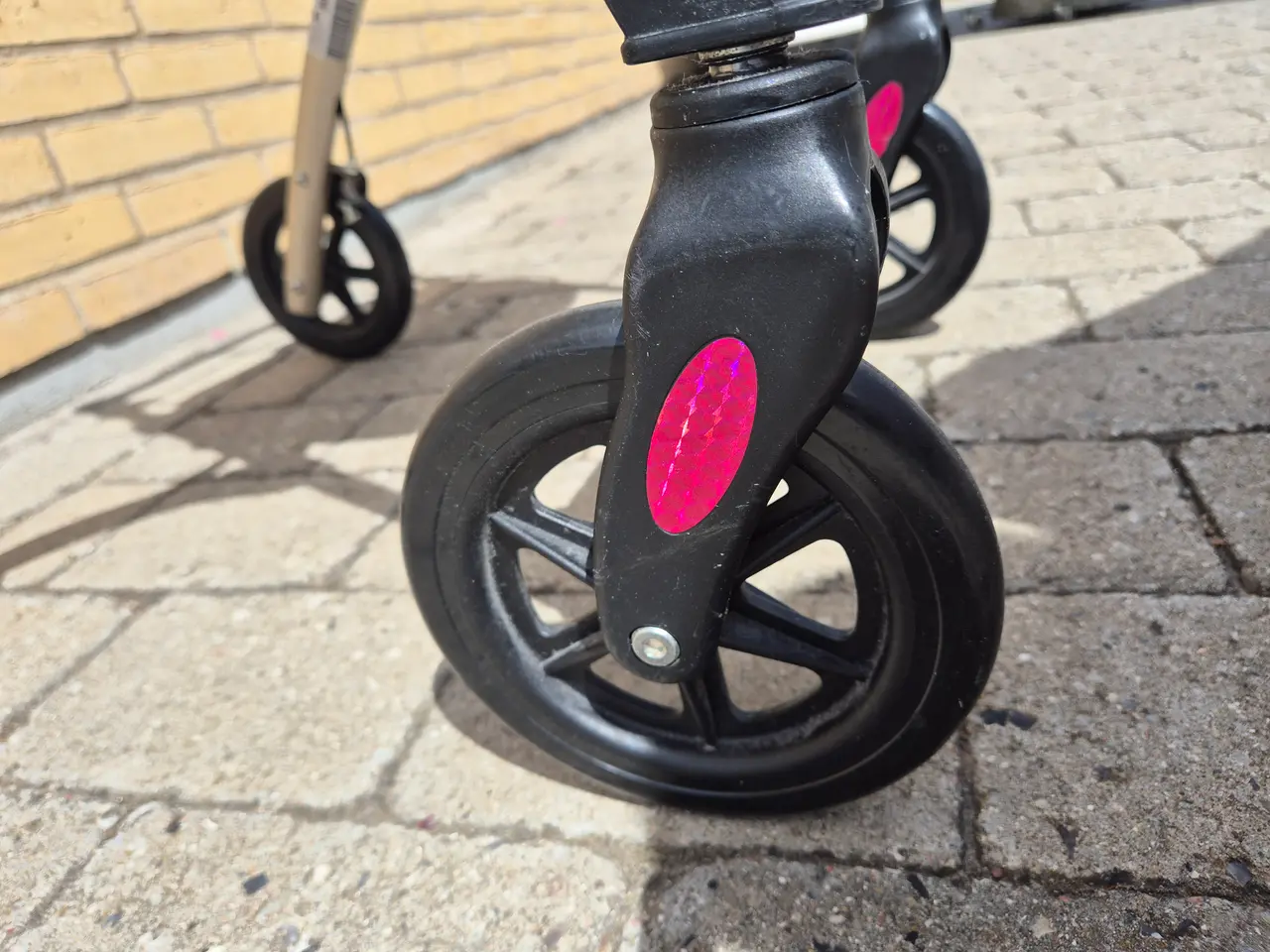 Billede 2 - Indendørs rollator 