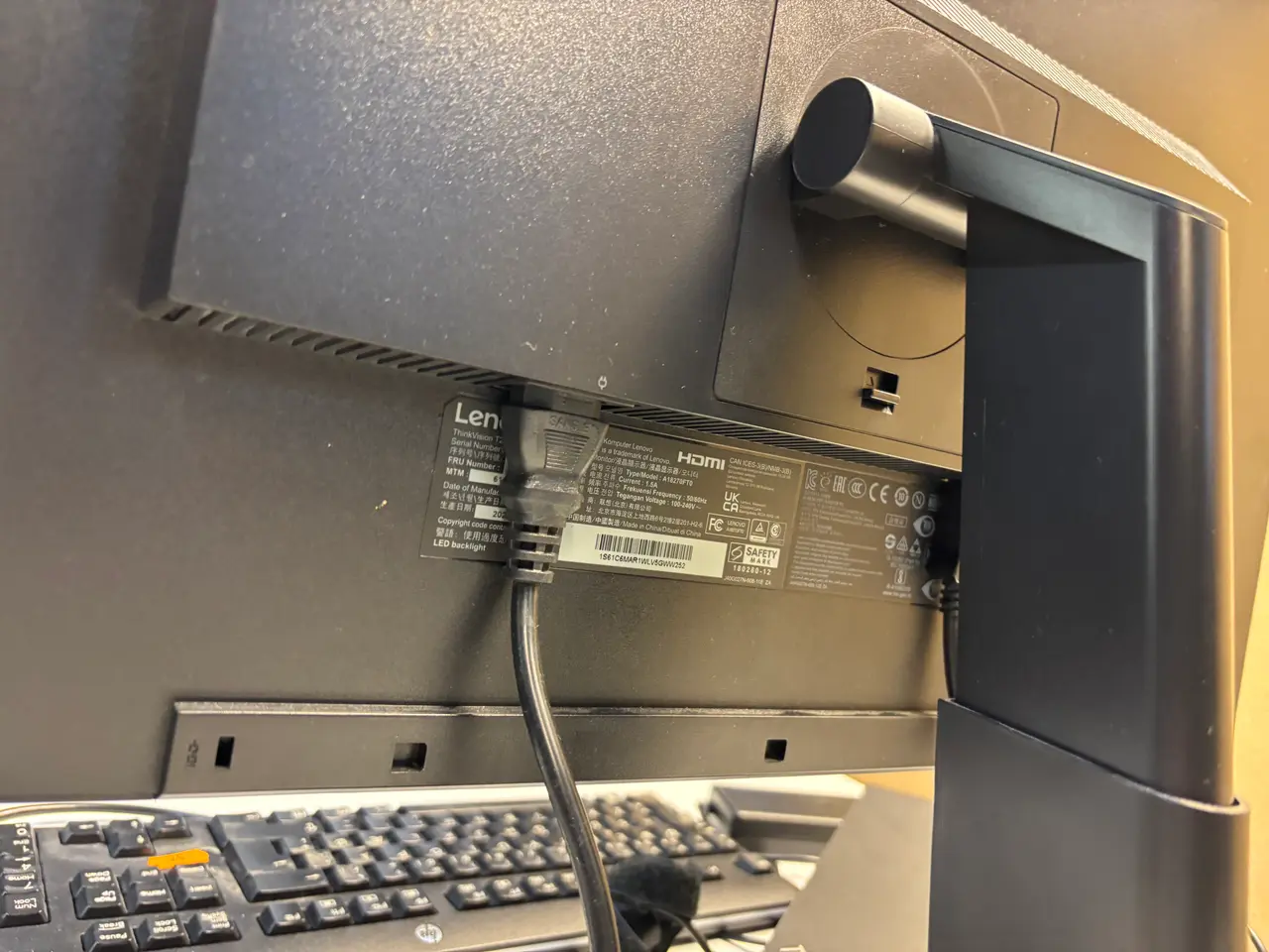 Billede 5 - 2 stk. Skærme m/docking, tastatur & mus LENOVO