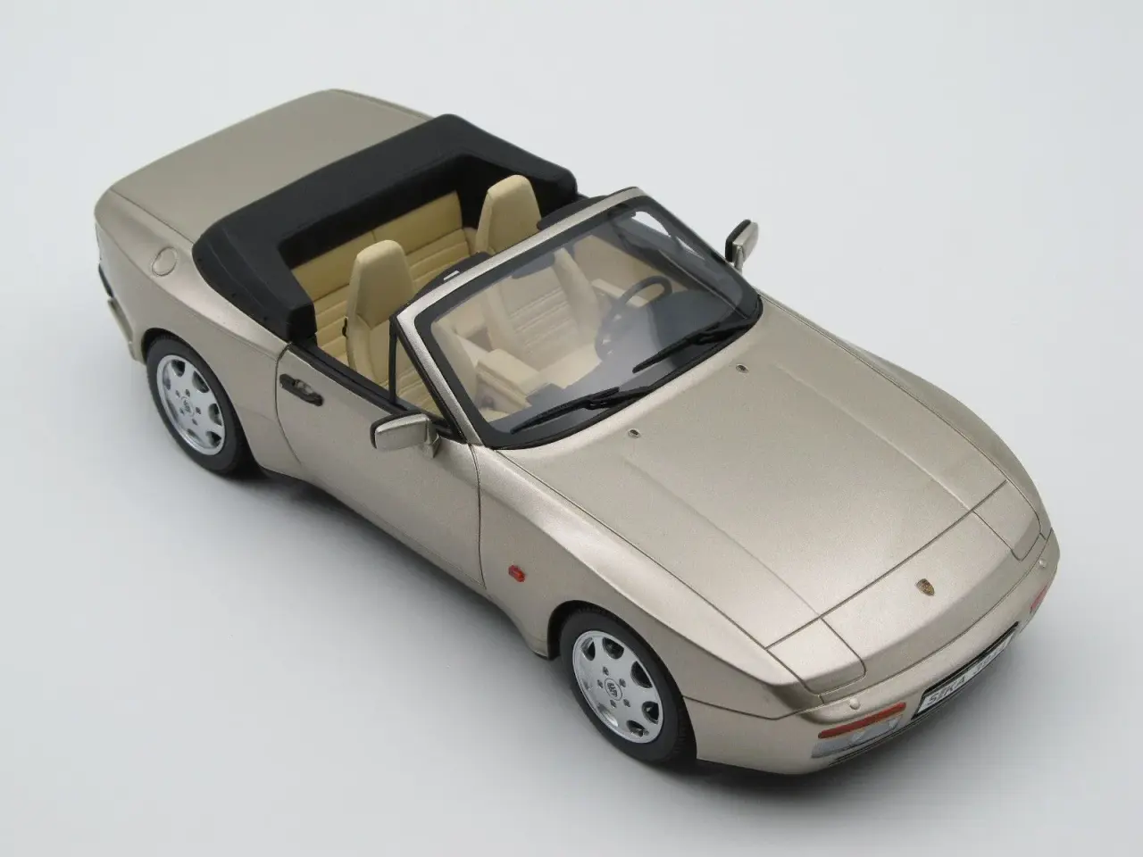 Billede 9 - 1989 Porsche 944 S2 Cabriolet - 1:18  