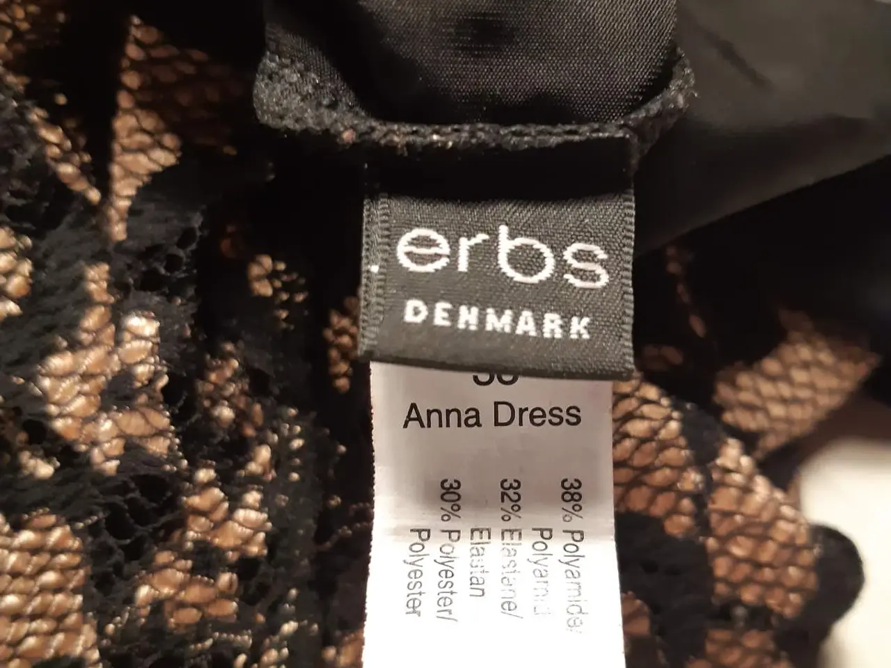 Billede 4 - Festkjole, Erbs Denmark, str. S