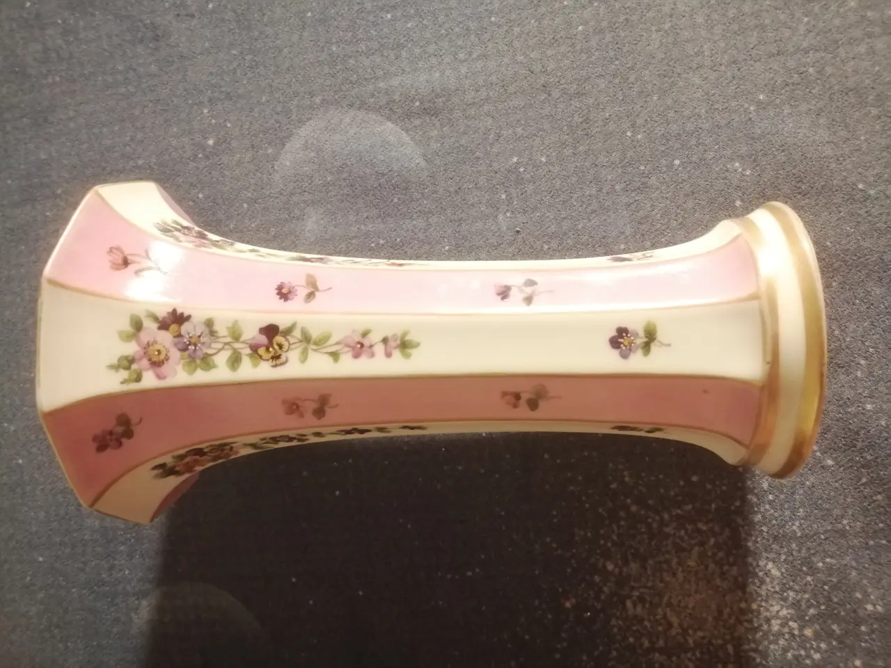 Billede 2 - Smuk Dahl Jensen Vase - Den Kgl Porcelænsfabrik 