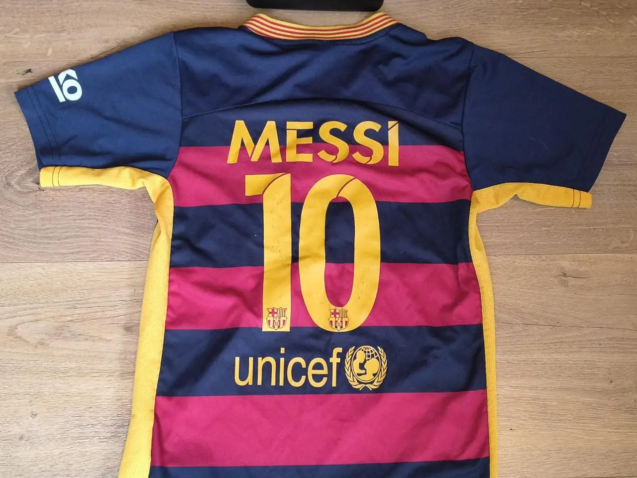 Billede 2 - FC BARCELONA "MESSI" STR. 12-14 ÅR OG NY MADKASSE