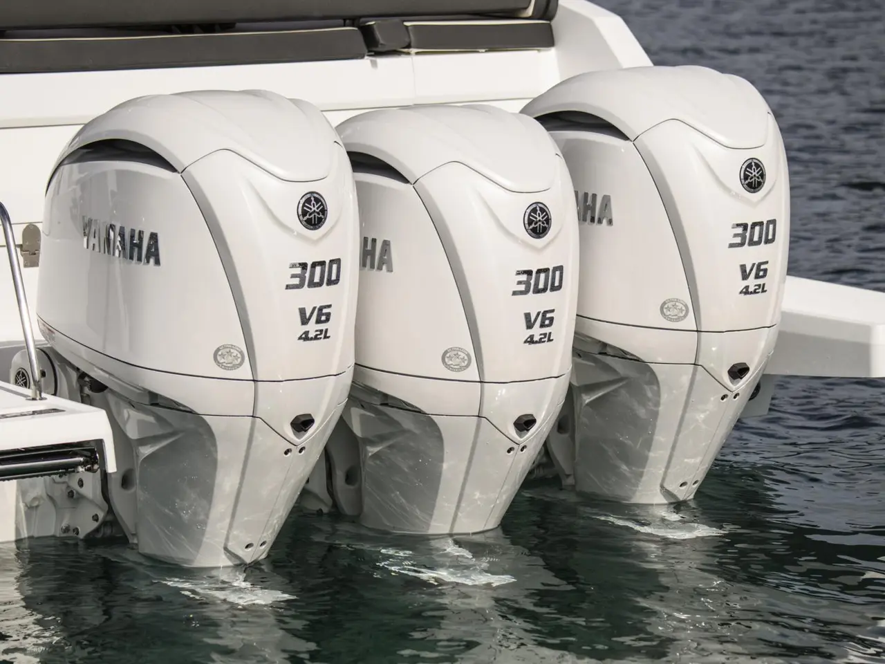 Billede 2 - Yamaha F300XSB2 Hvid