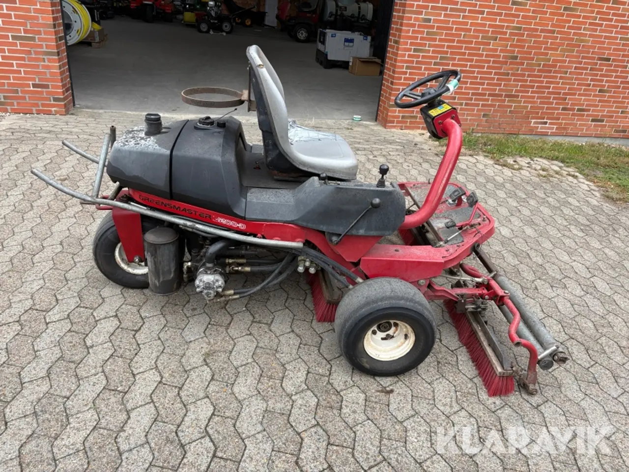 Billede 6 - Triplexklipper Toro Greensmaster 3200-D med børster
