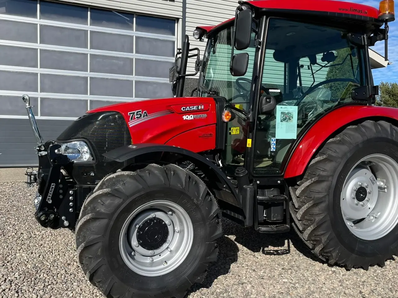 Billede 9 - Case IH Farmall 75 A Med frontlift og vendegear og brede hjul.