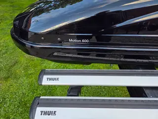 Thule tagboks motion 600