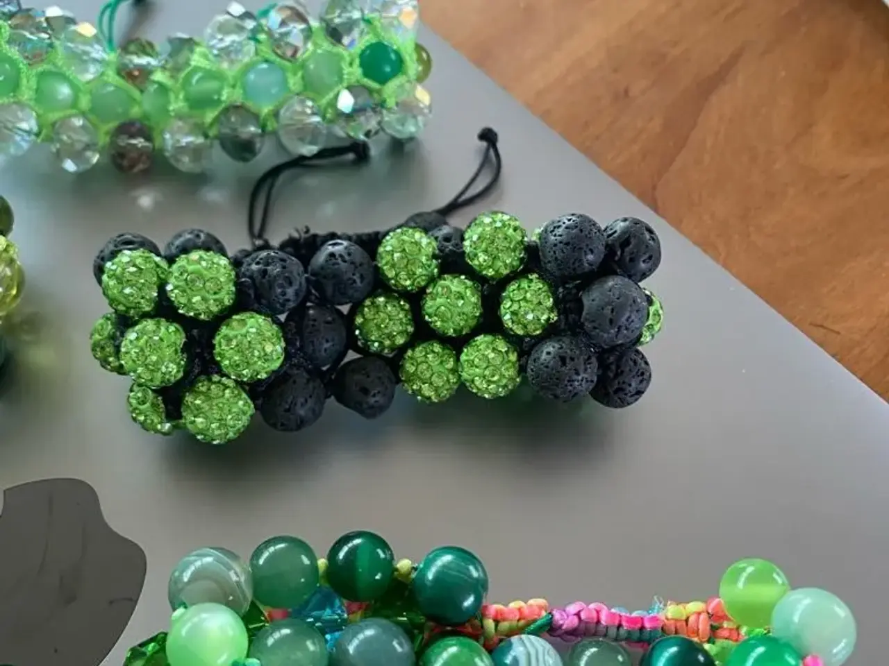 Billede 7 - Nye knyttede armbånd