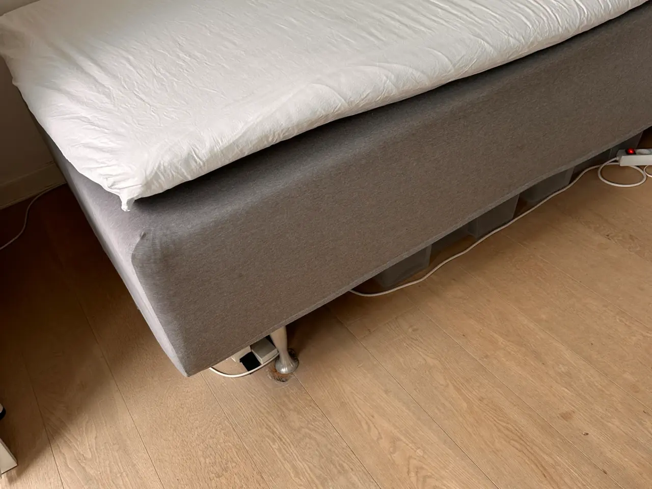 Billede 1 - Seng 140x200