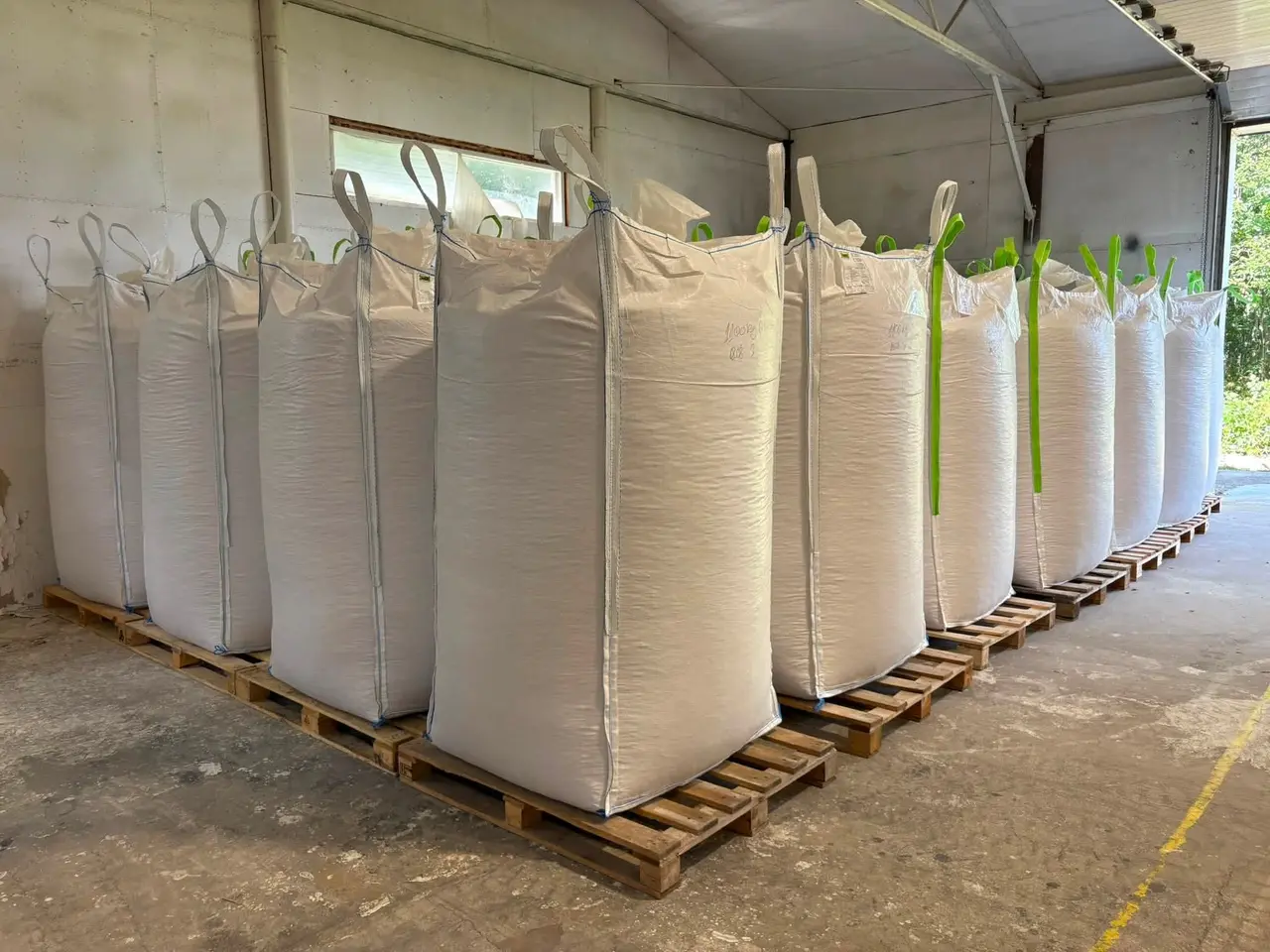 Billede 3 - bøgetræspiller 15 kg/1000kg sække/ RUF-briketter 