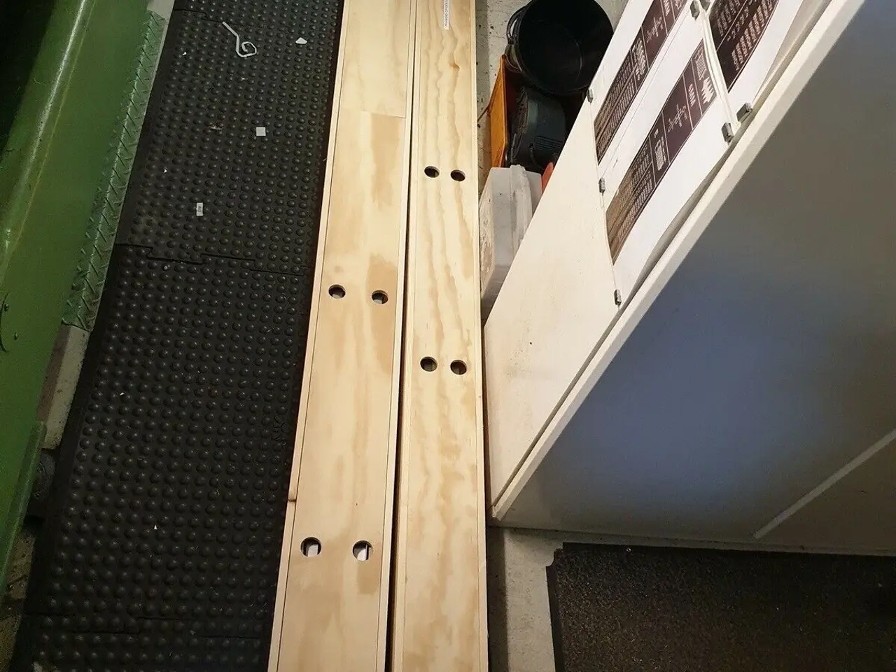 Billede 3 - 2 Stk. Retskinner 2 & 3 meter +/-0.004