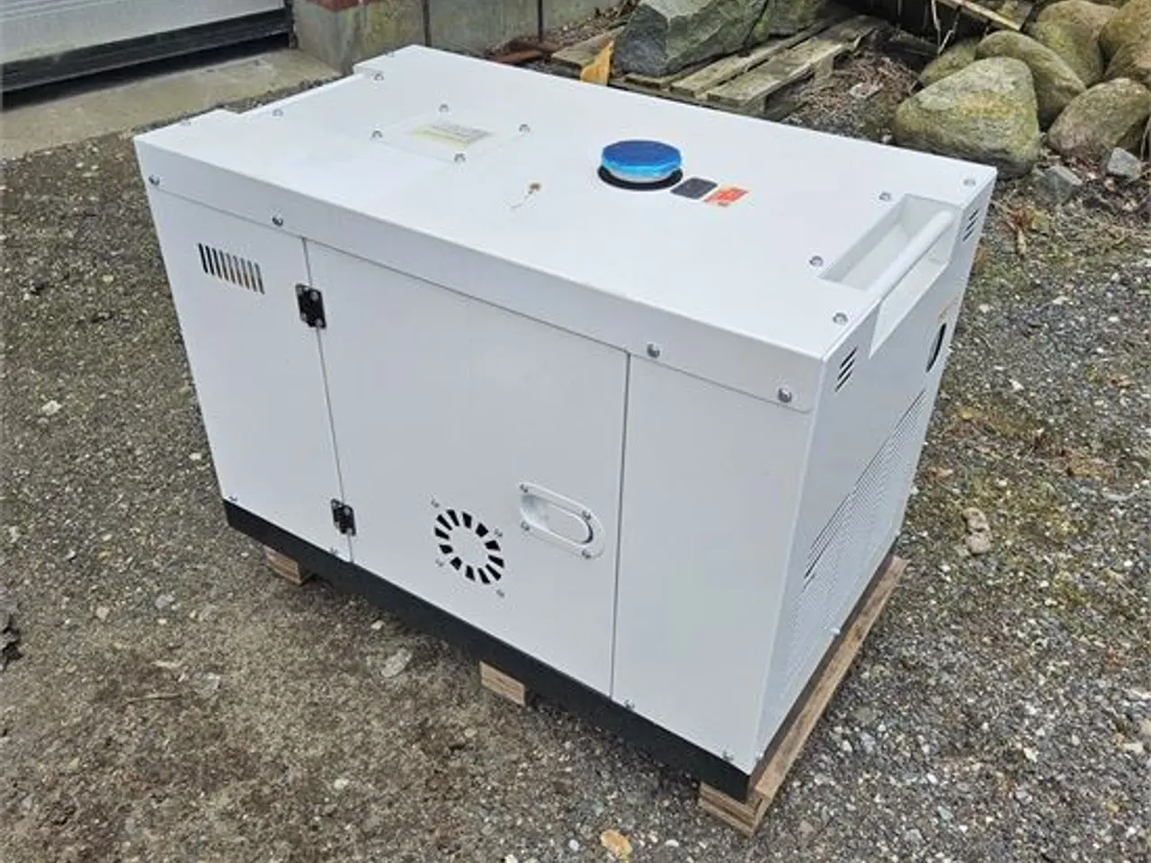Billede 13 - ABC VG-R110 - 11 kVA / 10 KW / 20 AMP - Compal Power