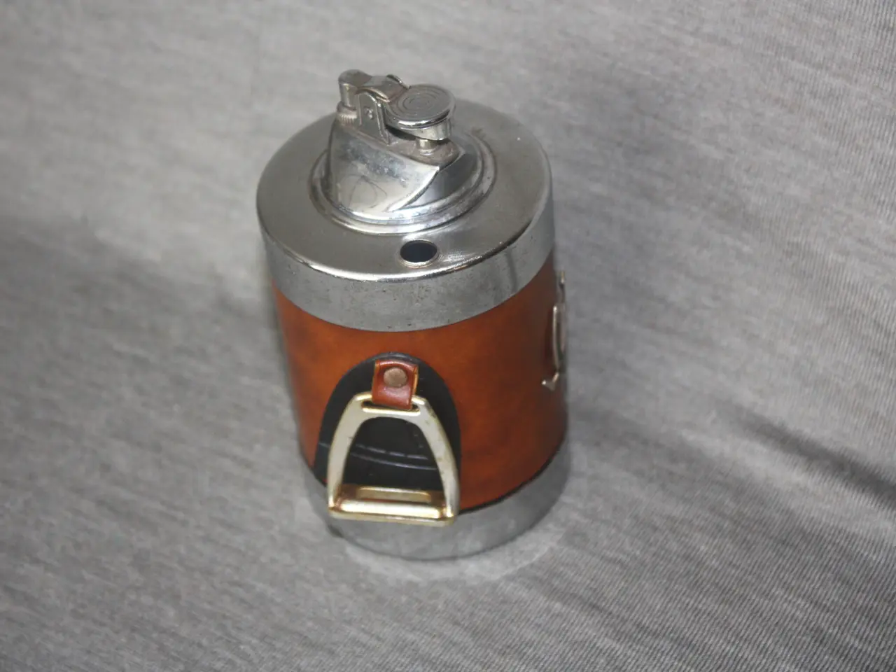 Billede 2 - Vintage bordlighter / cigaretdispenser dekoreret m