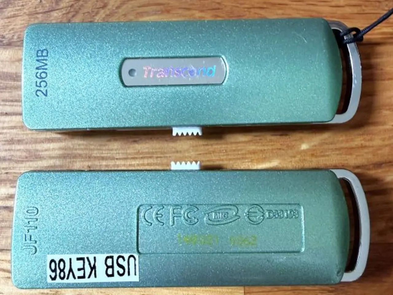 Billede 2 - 2 stk.Transcend USB-stik (256 MB)