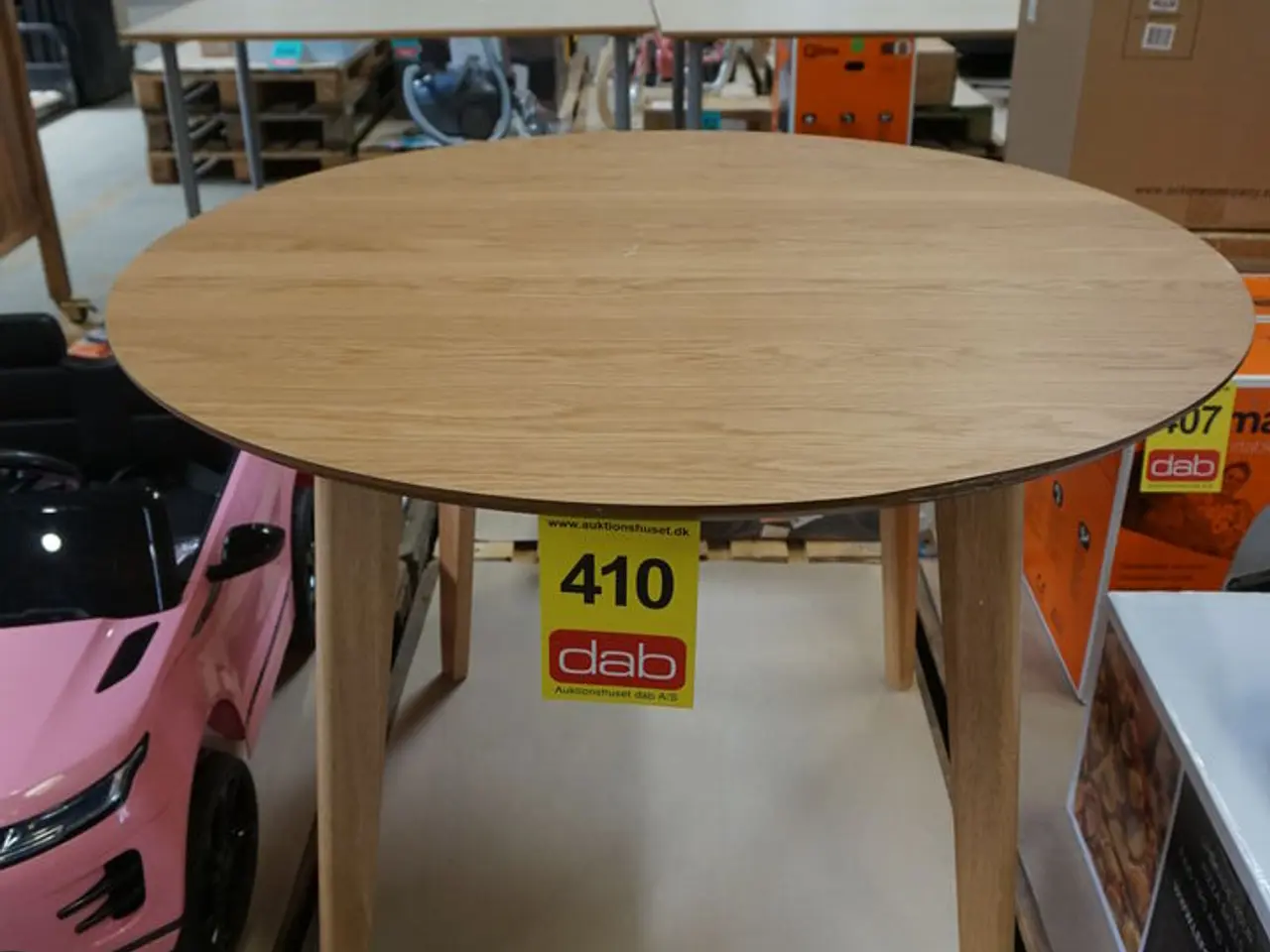 Billede 3 - Roxby rundt spisebord - eg m/egestel Ø: 120cm