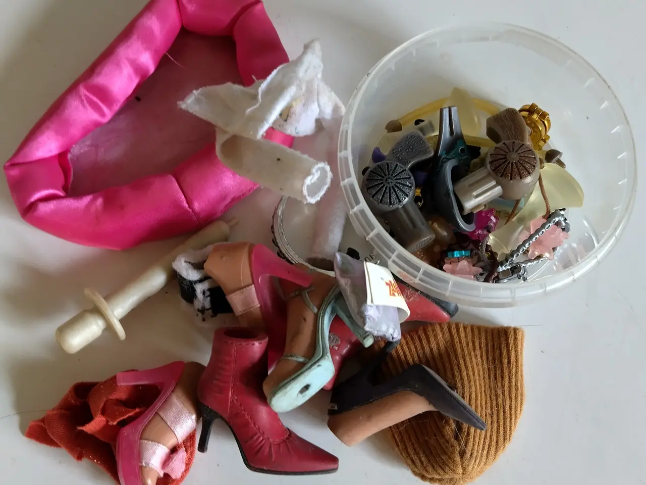 Billede 7 - 26 x Bratz dukker,10 Bratz Heste + tilbehør