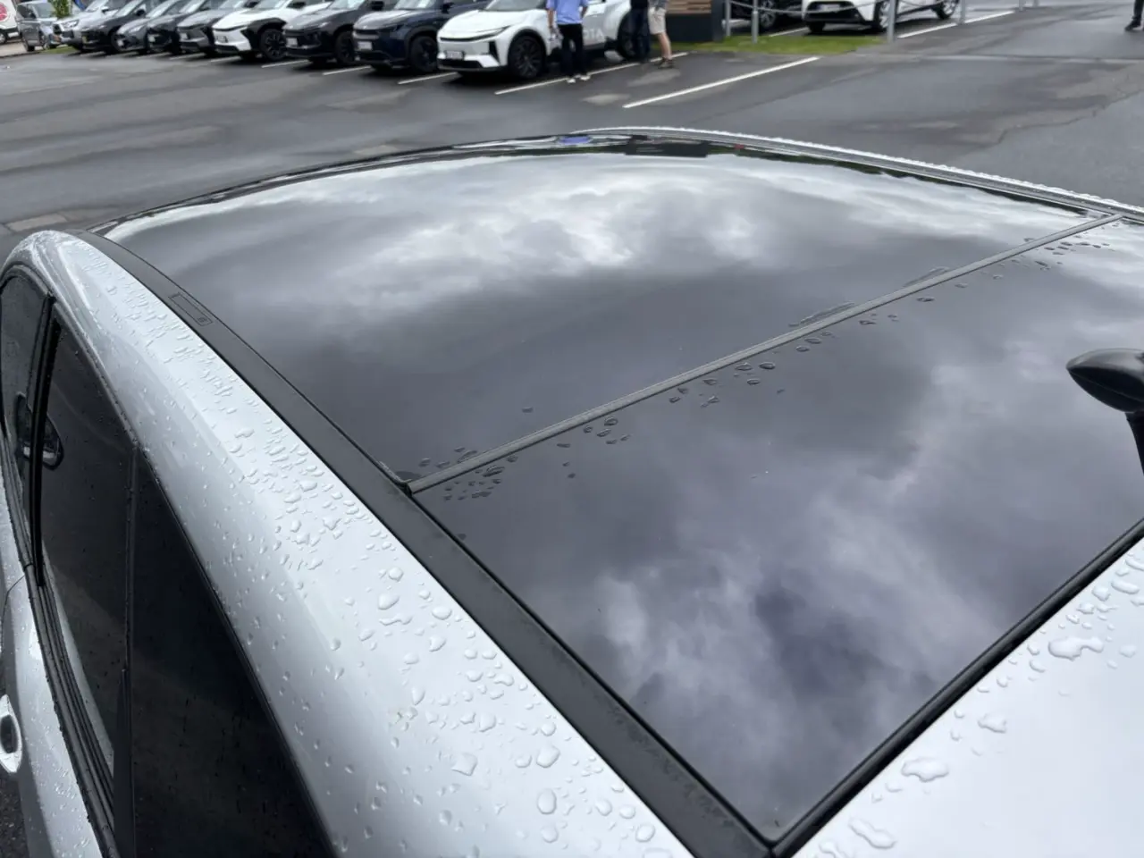 Billede 2 - På vej ind Opel Meriva B