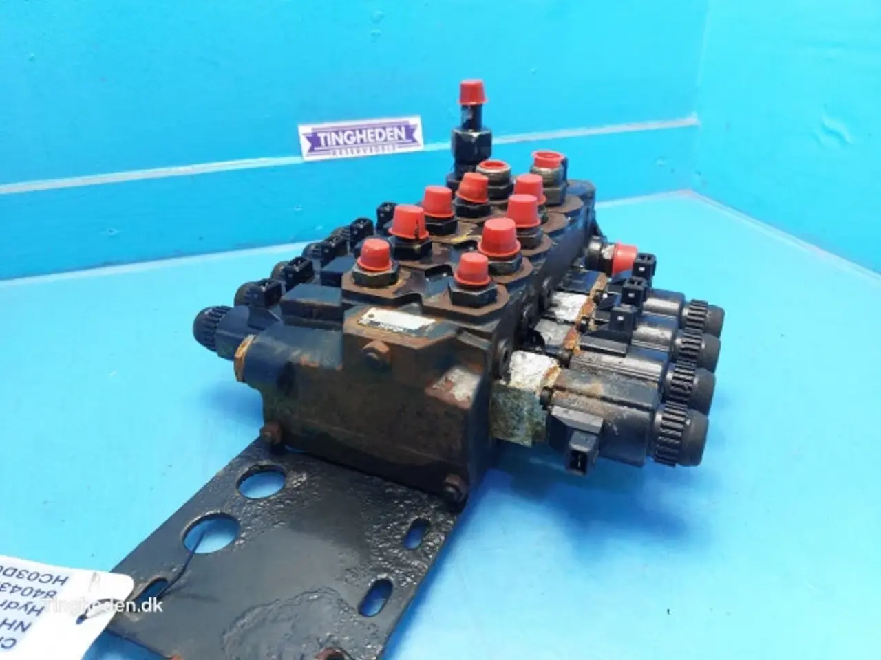 Billede 6 - New Holland FX60 Hydraulikventil 84043951