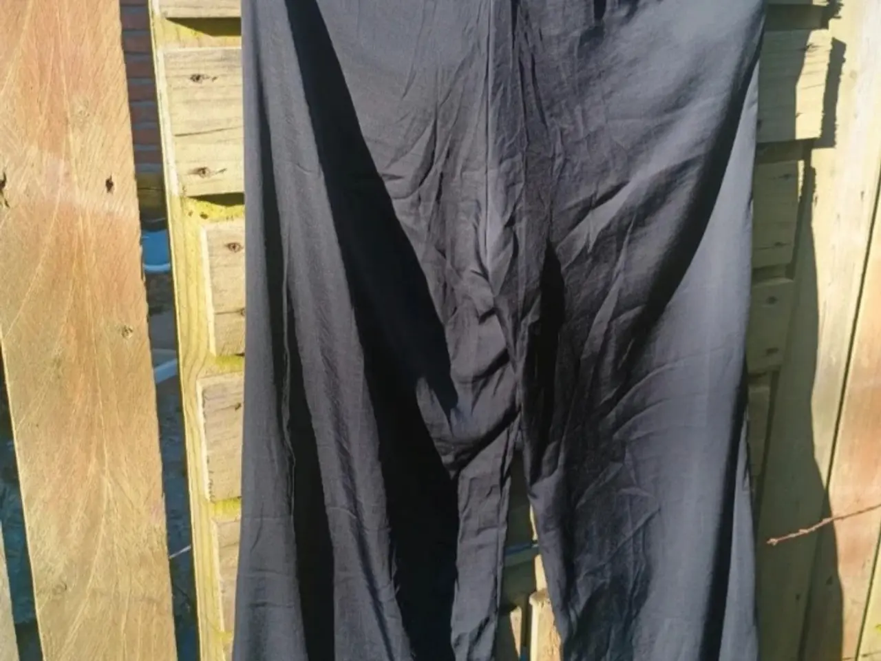 Billede 2 - H&M Conscious Satin bukser, XS