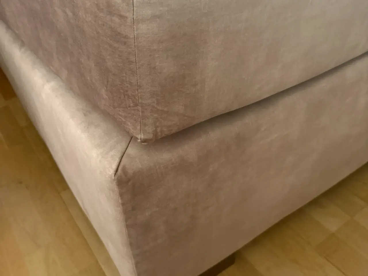Billede 4 - PRIS: 7.000 kr i alt.Seng top-madra+opbevaringbox