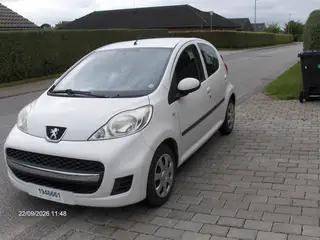 PEUGEOT 107 ACTIVE 1,0