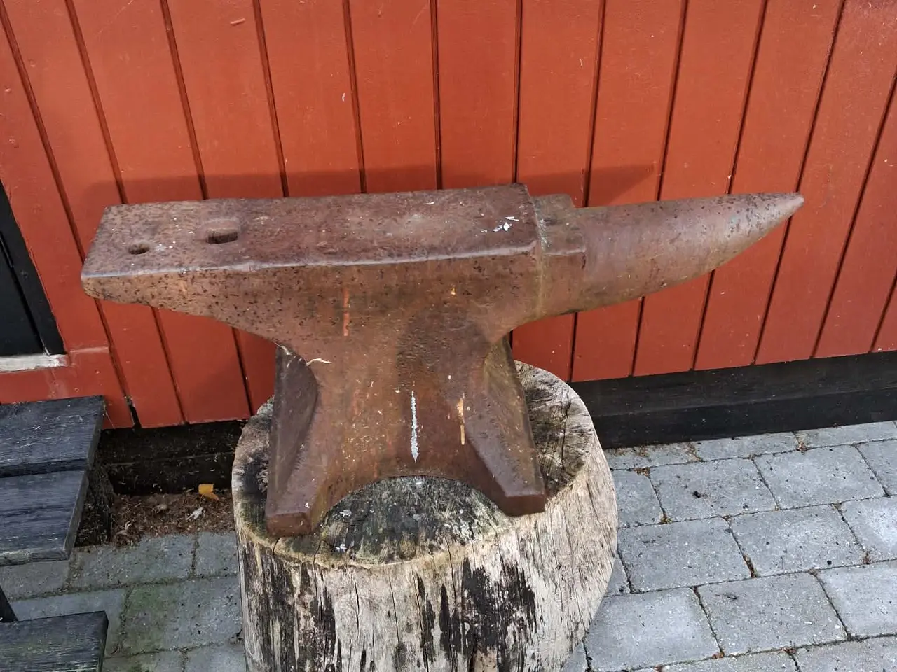 Billede 2 - 2 ambolte ca 100 kg og ca 80 kg?