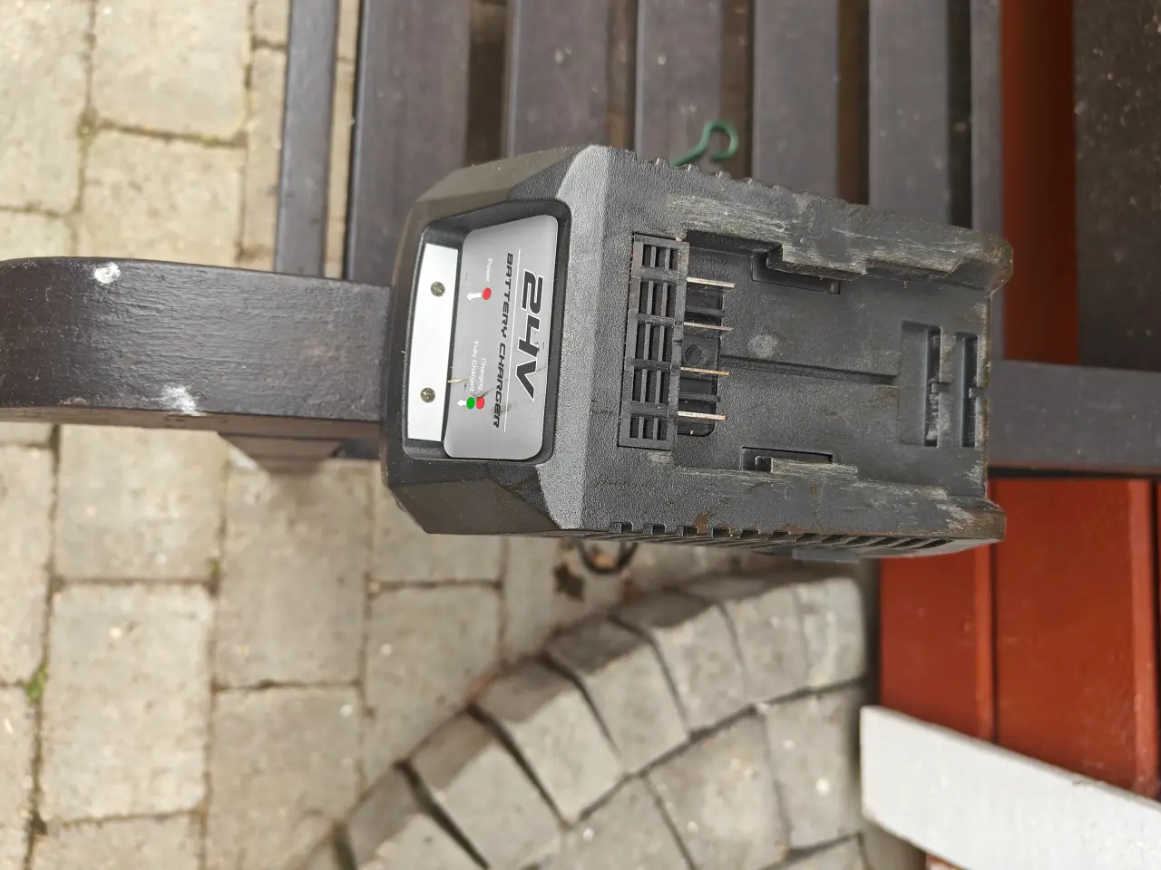 Billede 3 - Stiga batterier 24 V, 4 amp 