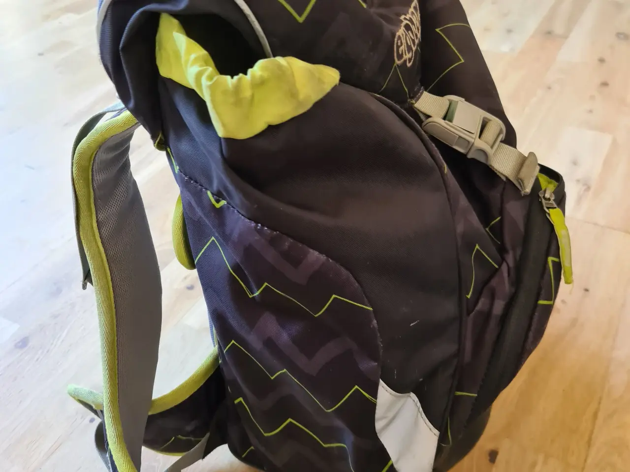 Billede 1 - Skoletaske fra Ergobag