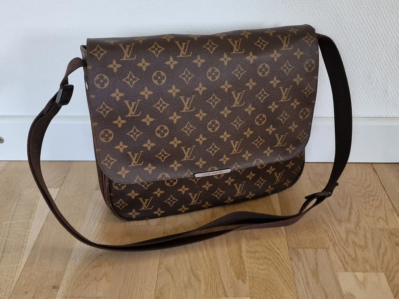 Billede 2 - Louis Vuitton Messenger GM "Beaubourg"
