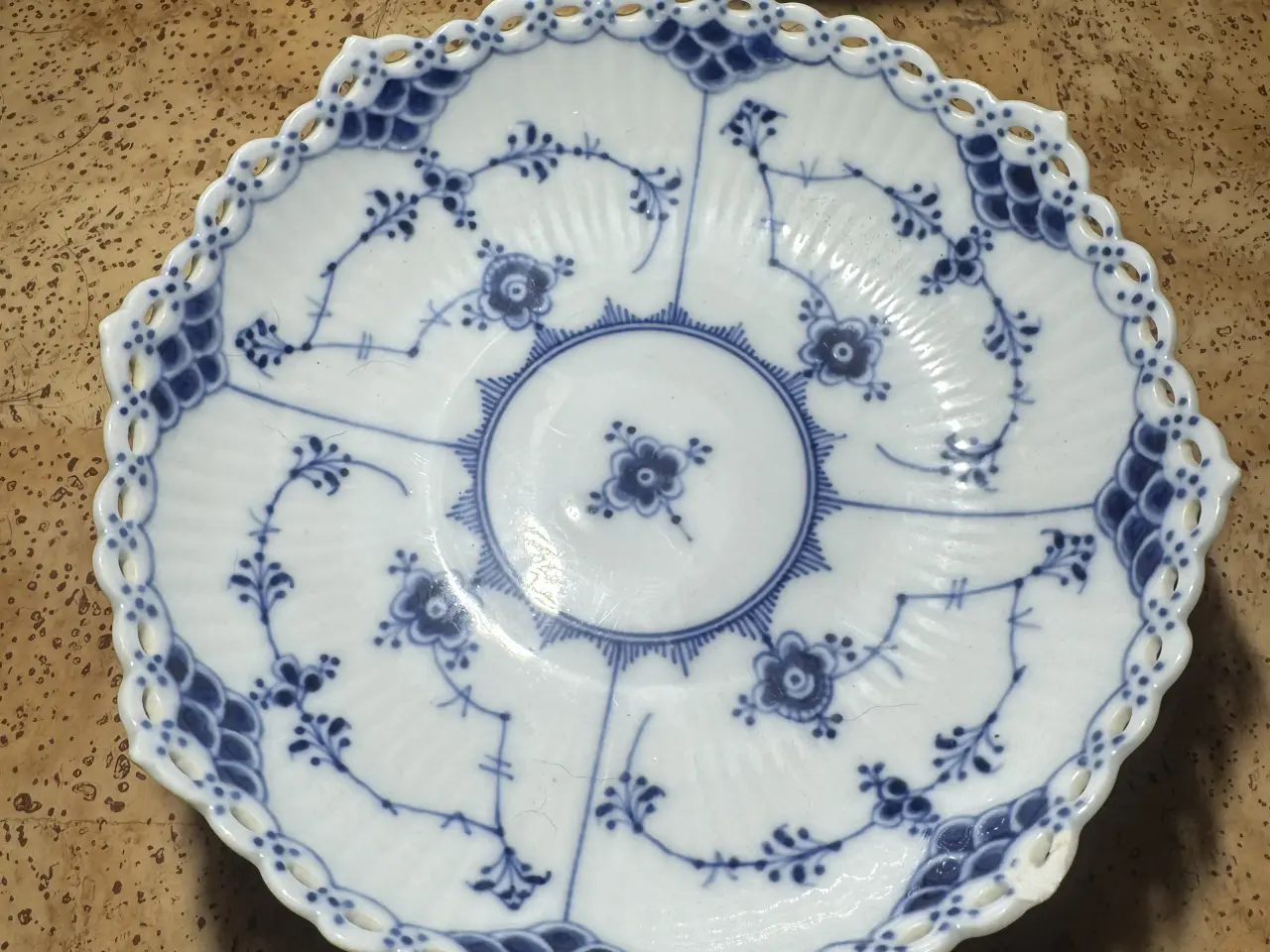 Billede 8 - Mussemalet porcelæn sælges