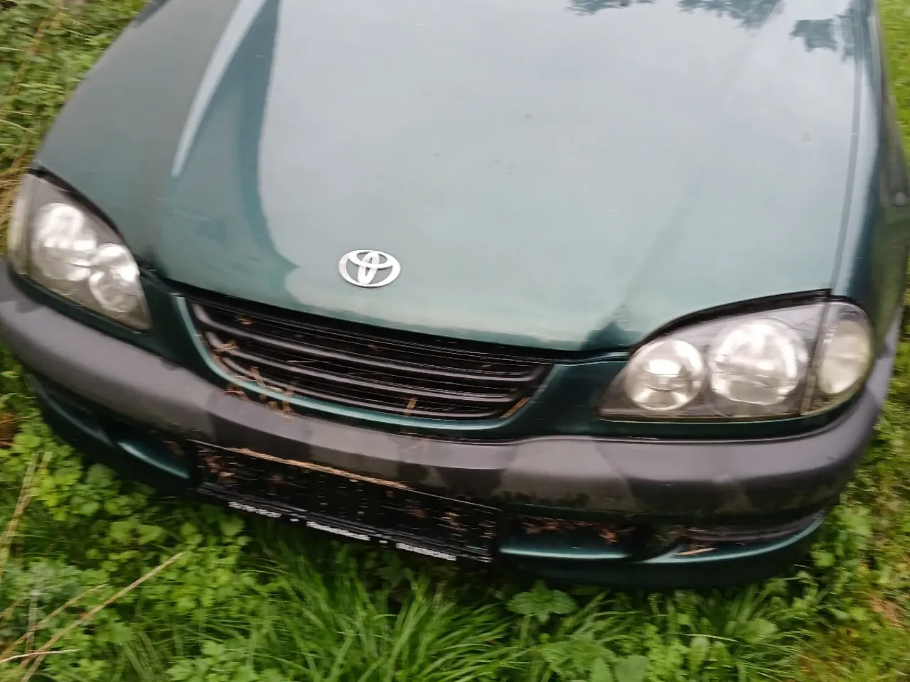 Billede 1 - Toyota Avensis 1,6. Årg 1999 Reservedele