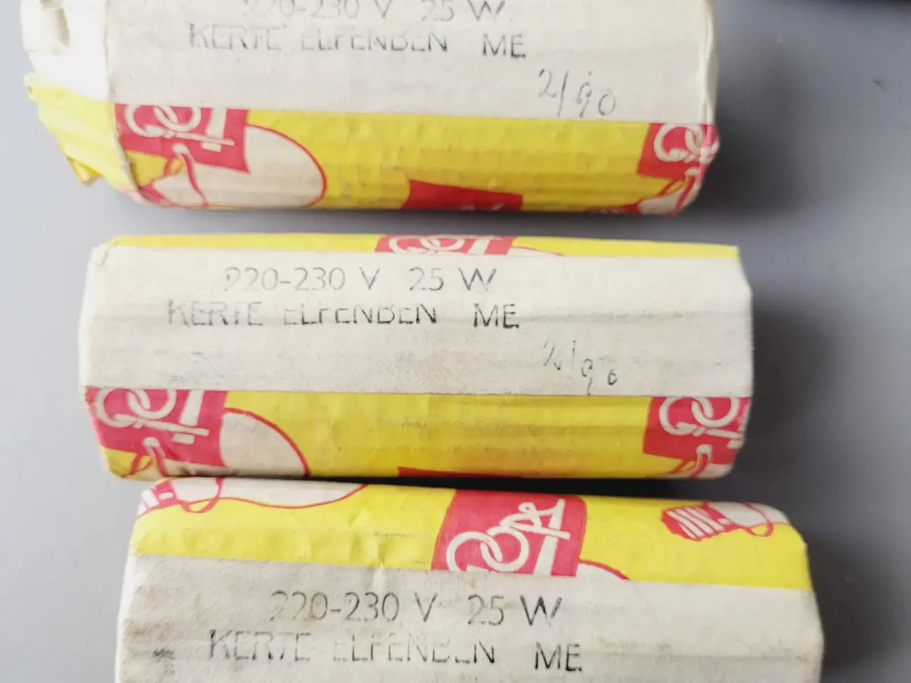 Billede 1 - ⭐️: 3 stk Sjældne Vintage Elfenbens-kertepærer