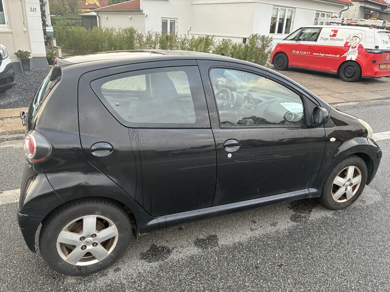 Billede 4 - Toyota Aygo, 1.0, Benzin, årgang 2010