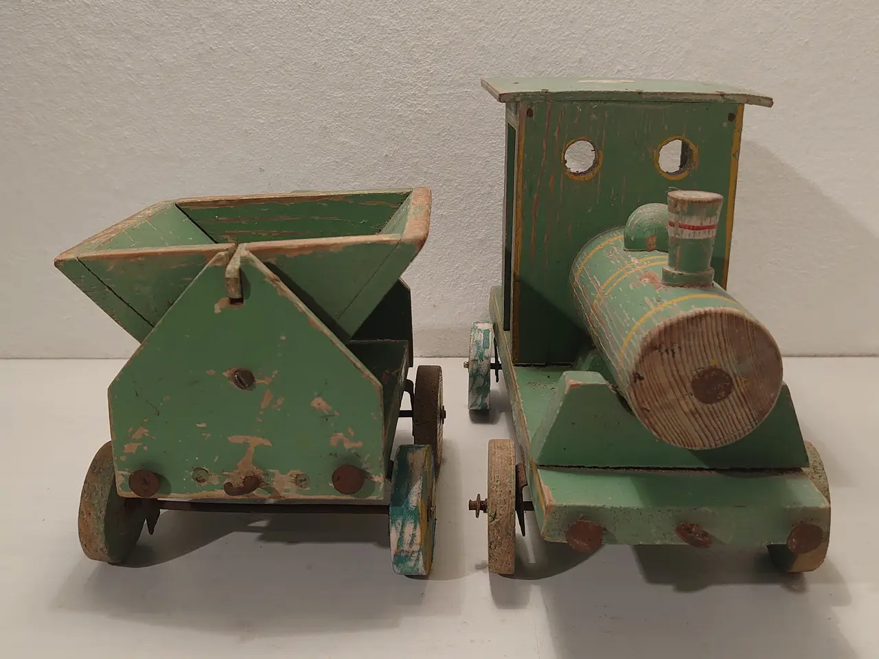 Billede 5 - Fængselslegetøj:Lokomotiv+tipvogn.I kat.fra 1933.