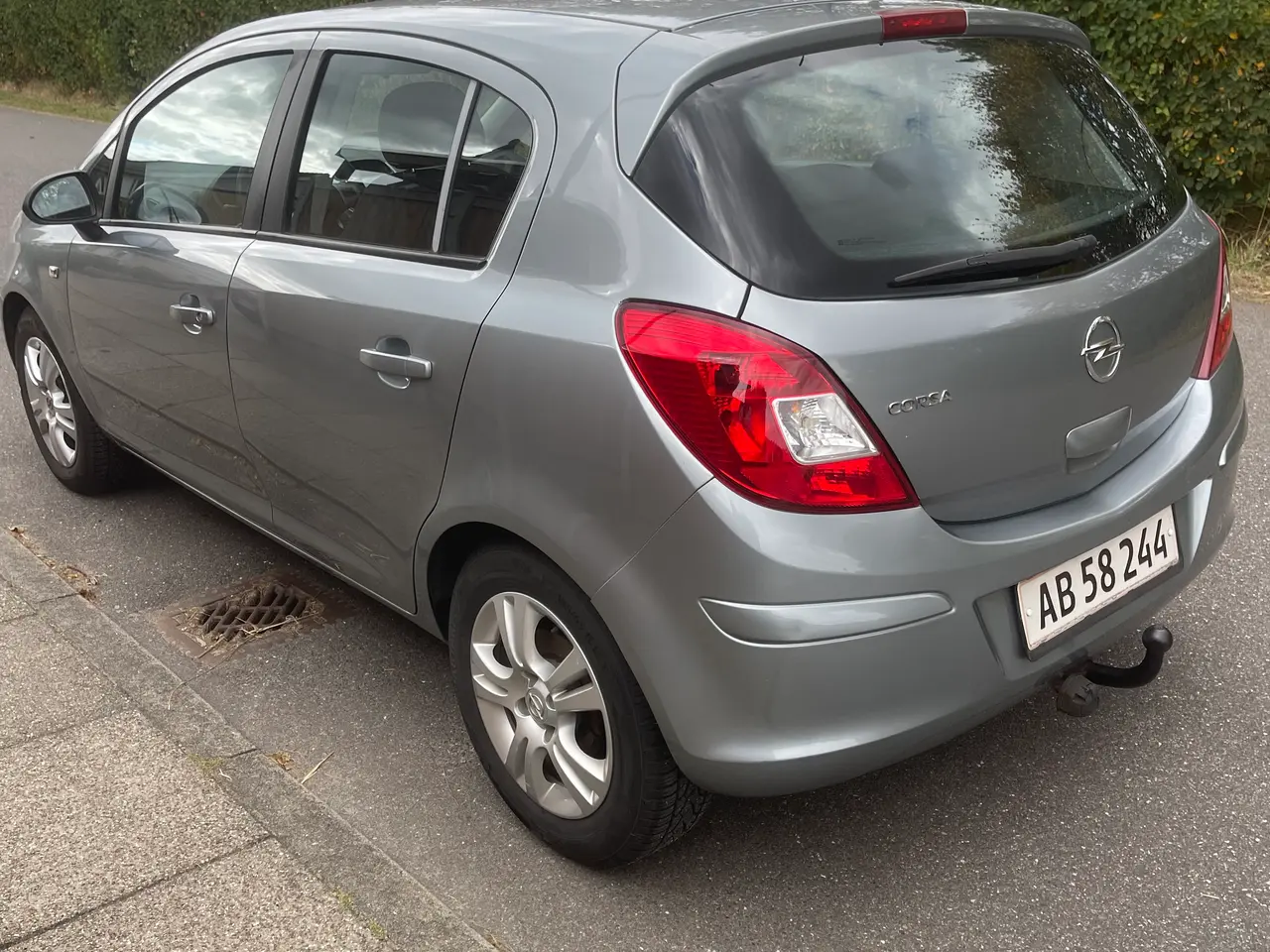 Billede 4 - Opel Corsa 1.0 5-dørs Årg 2012 Km 143000