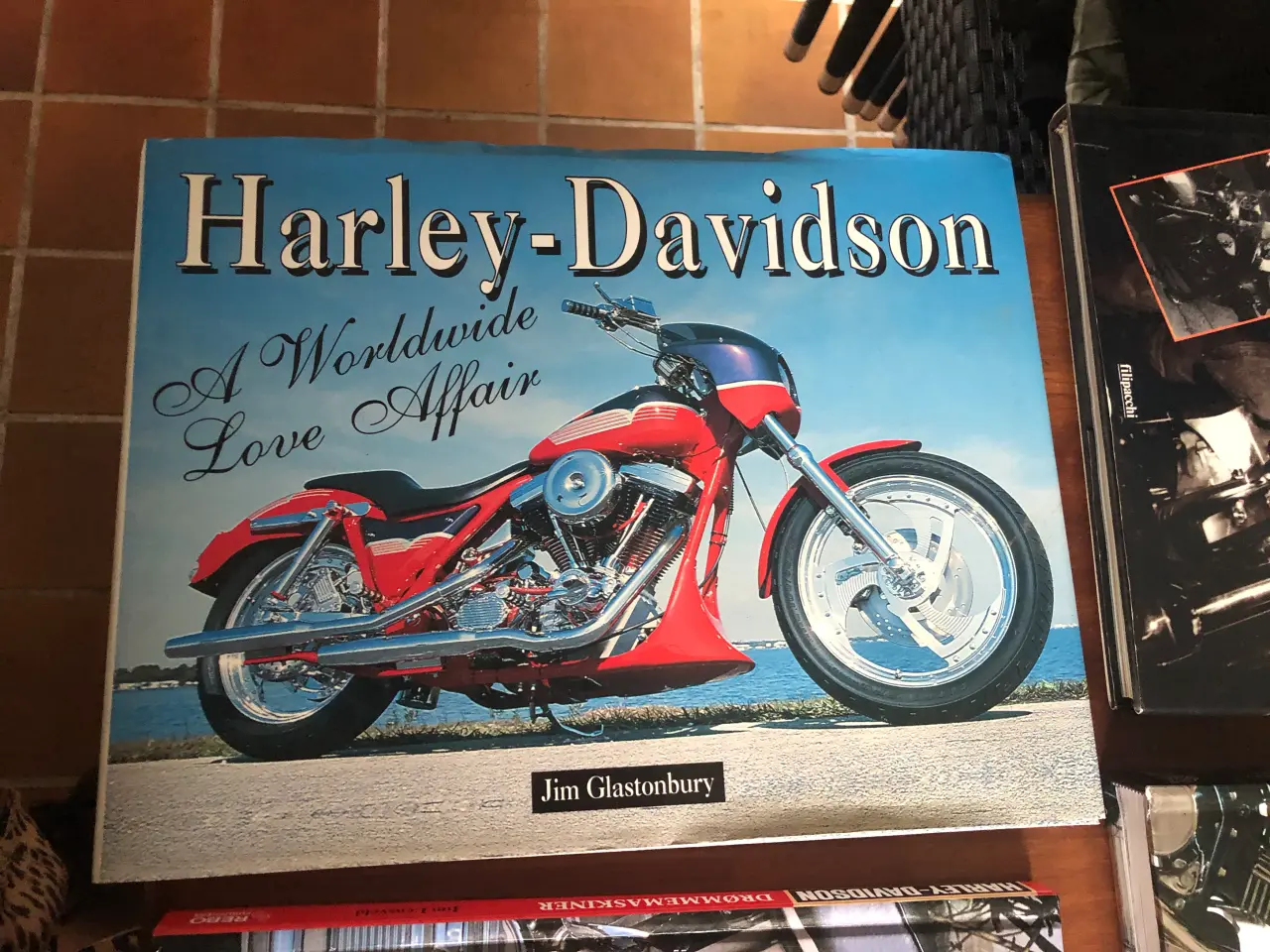 Billede 2 - Harley Davidsen bøger 6 stk. 