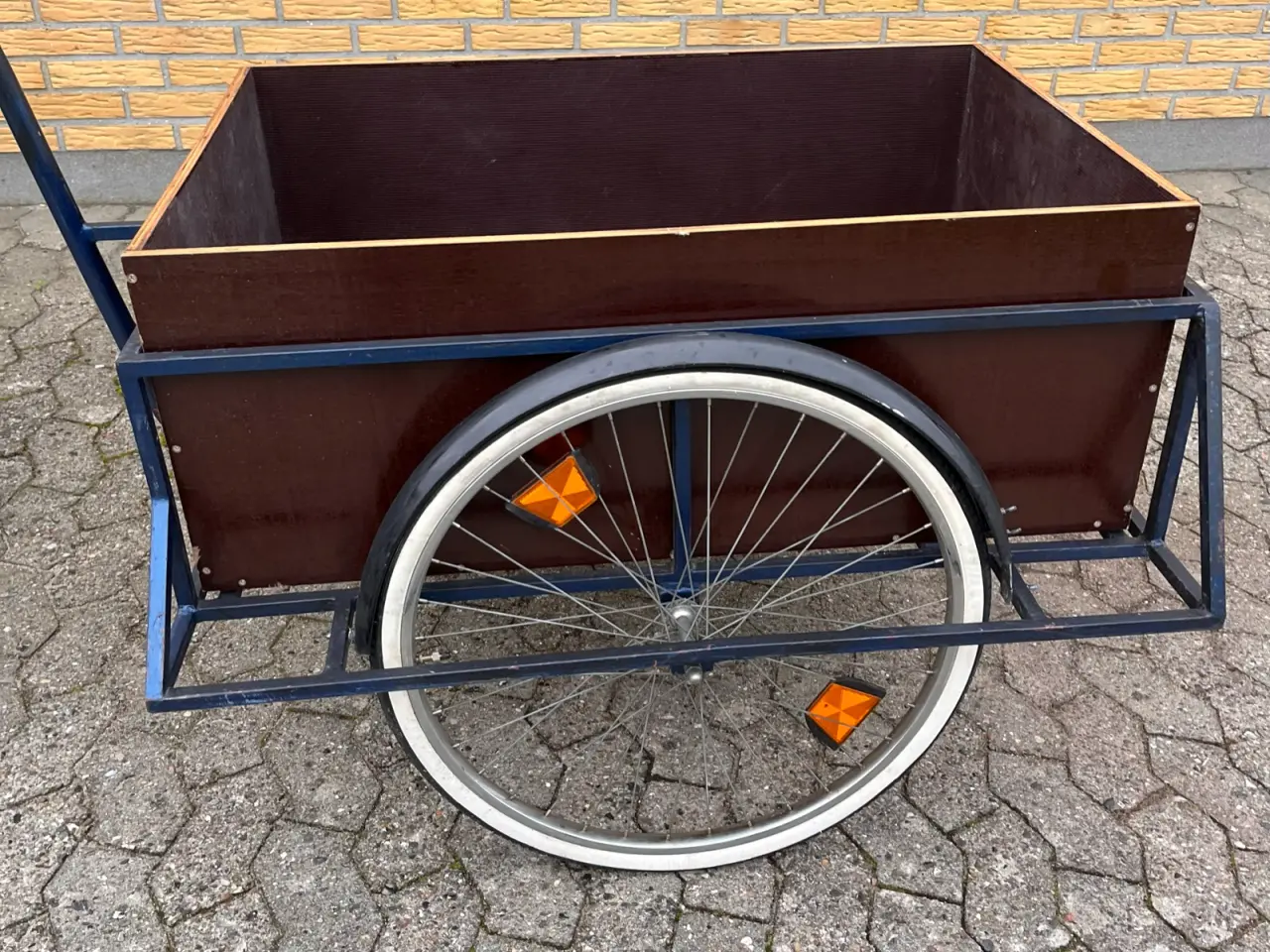 Billede 1 - Cykeltrailer stor og stabil