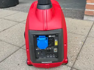 Honda EU10I Generator