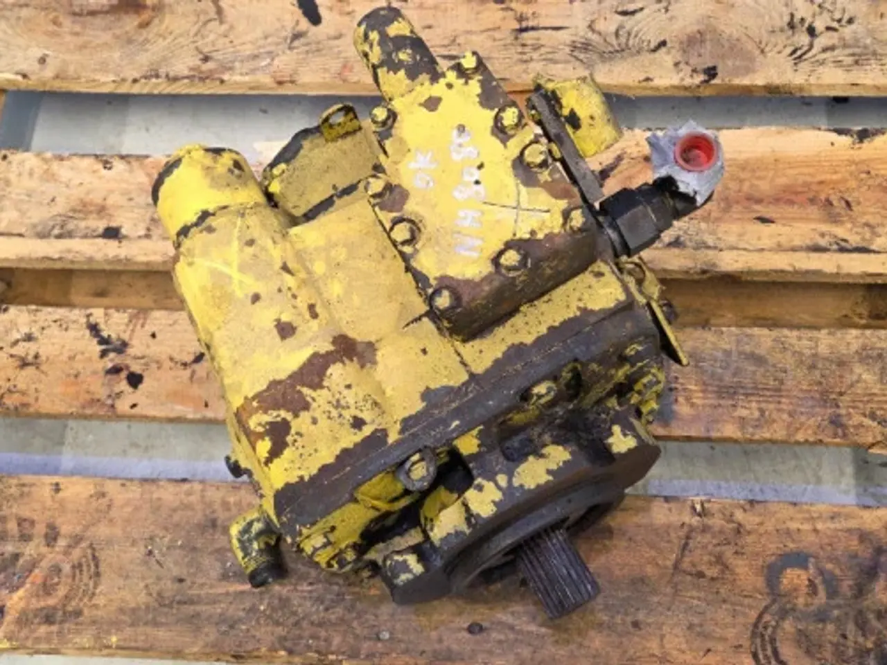 Billede 8 - New Holland 8080 Hydrostatpumpe 80391591