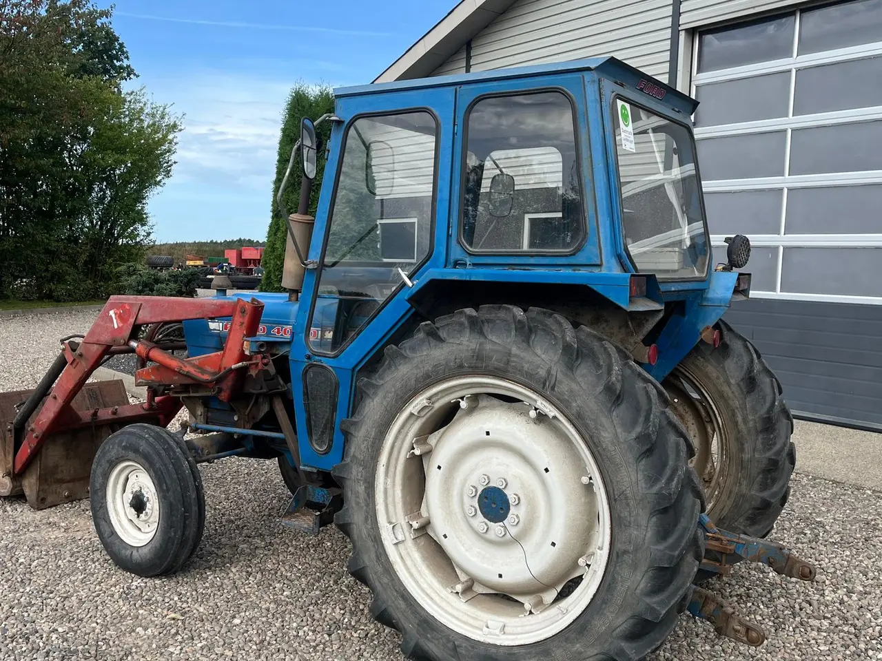 Billede 3 - Ford 4000 Med servo og frontlæsser