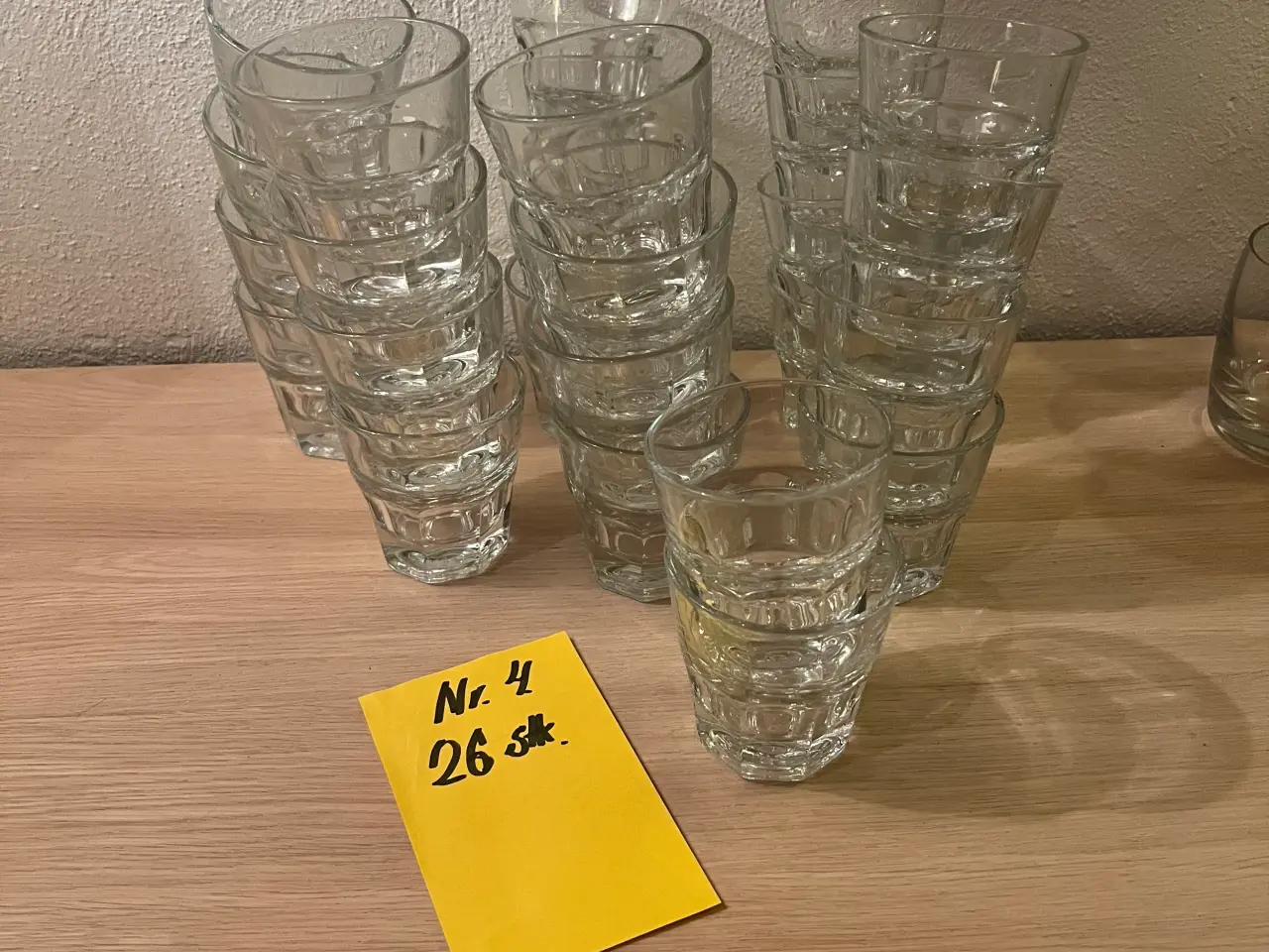 Billede 1 - Små søde vandglas
